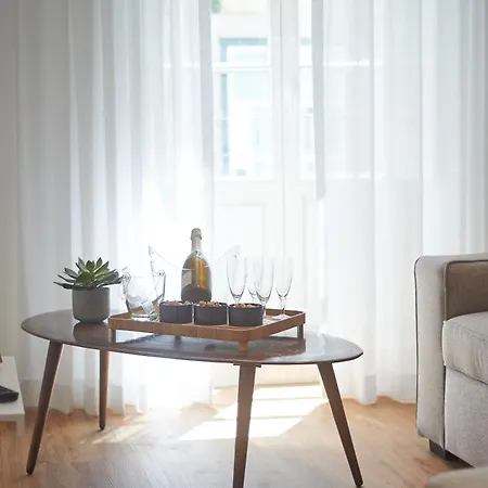 Borealis - Bairro Alto * ליסבון