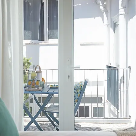 Borealis - Bairro Alto דירה